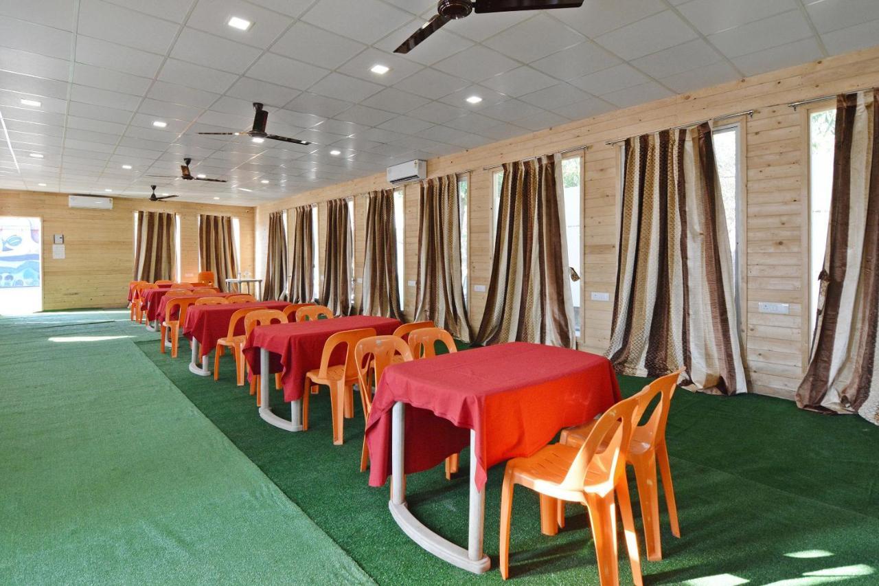 Oyo Midway Park Resort Atgaon Exterior photo